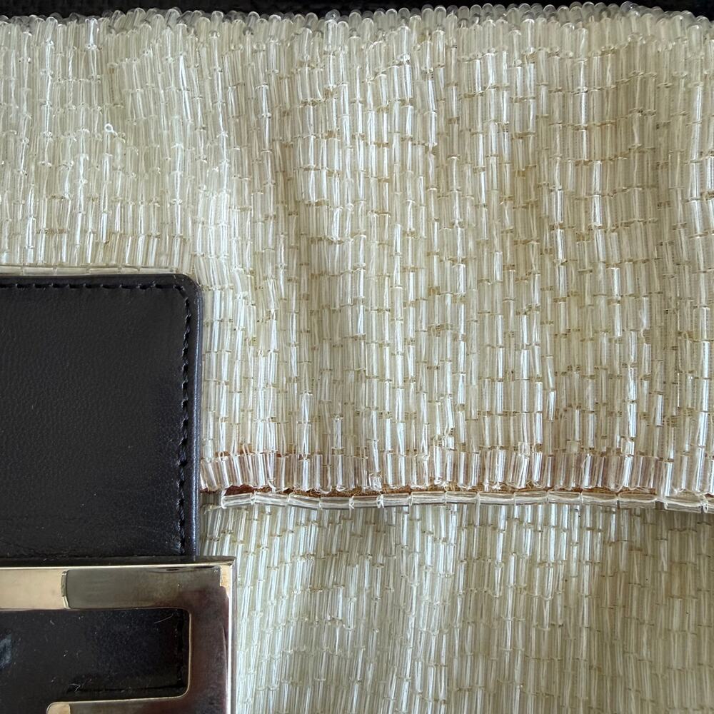 Vintage White Beaded Fendi Baguette Bag - Picture 6 of 13